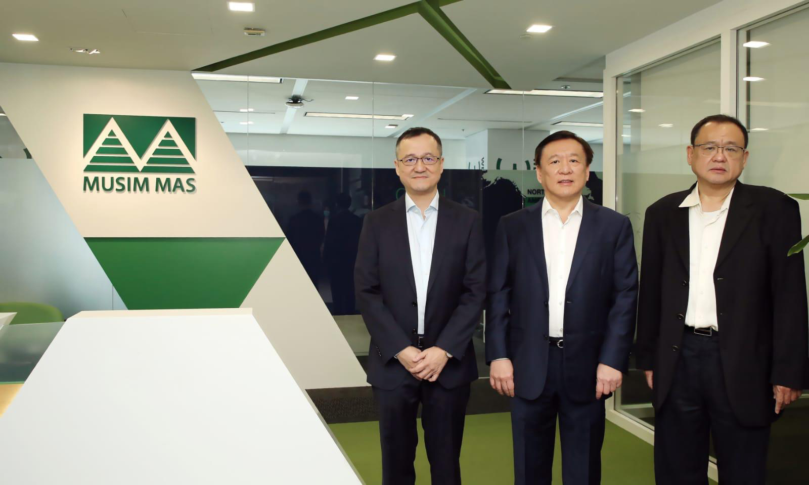 Musim Mas Bolsters Support For ADA With S$1 Million Donation